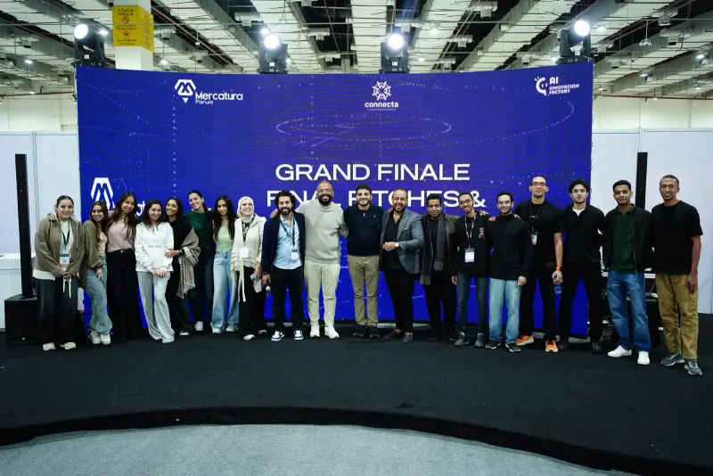 Grand Finale finalists and organisers in a group photo, Connecta 2025